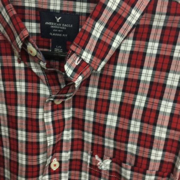 American Eagle Button up - Picture 2 of 3